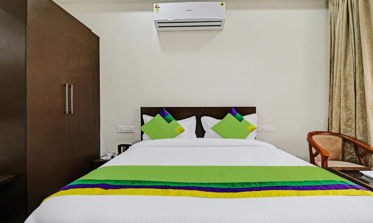 Treebo Kamron Regency Sector 80 Hotel Mohali Екстериор снимка