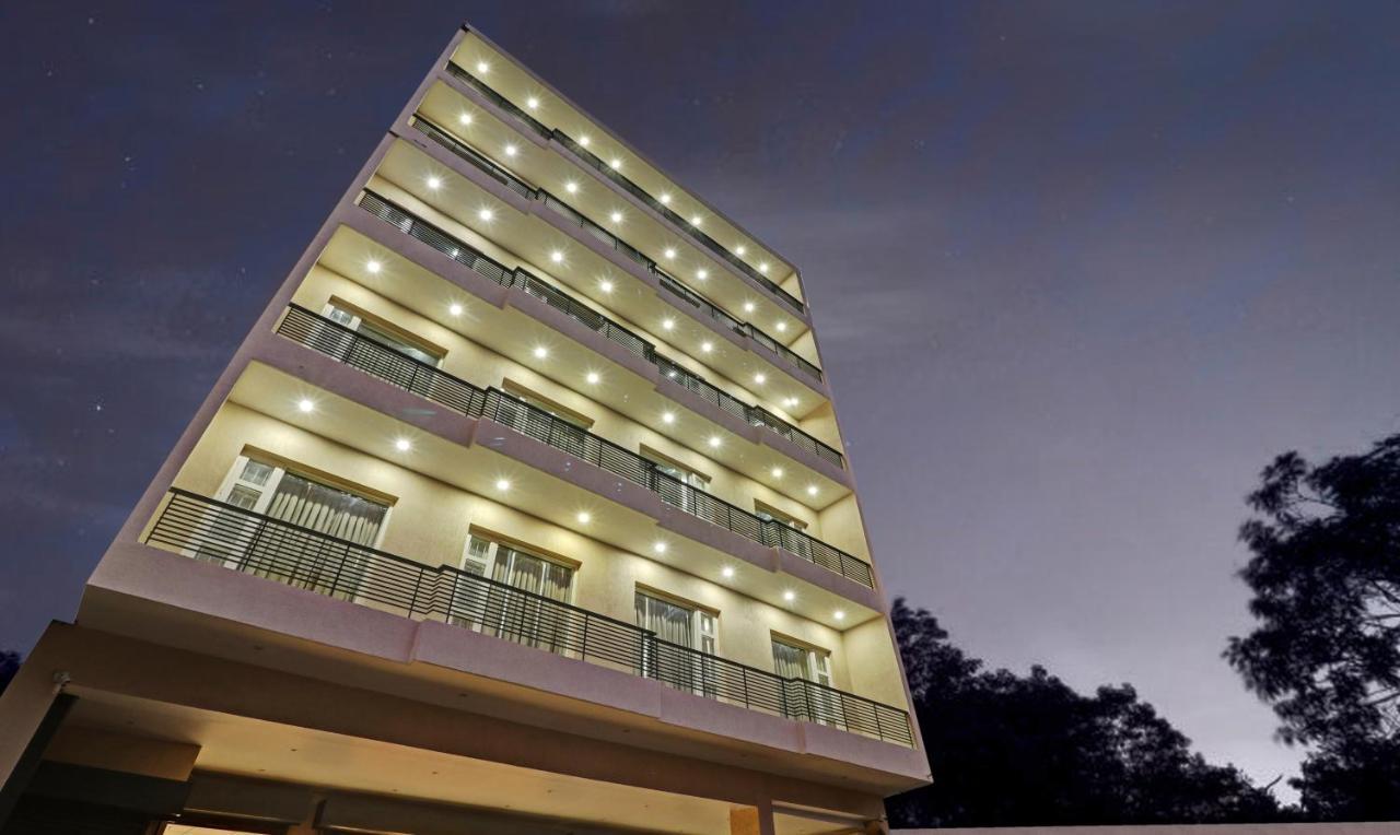 Treebo Kamron Regency Sector 80 Hotel Mohali Екстериор снимка