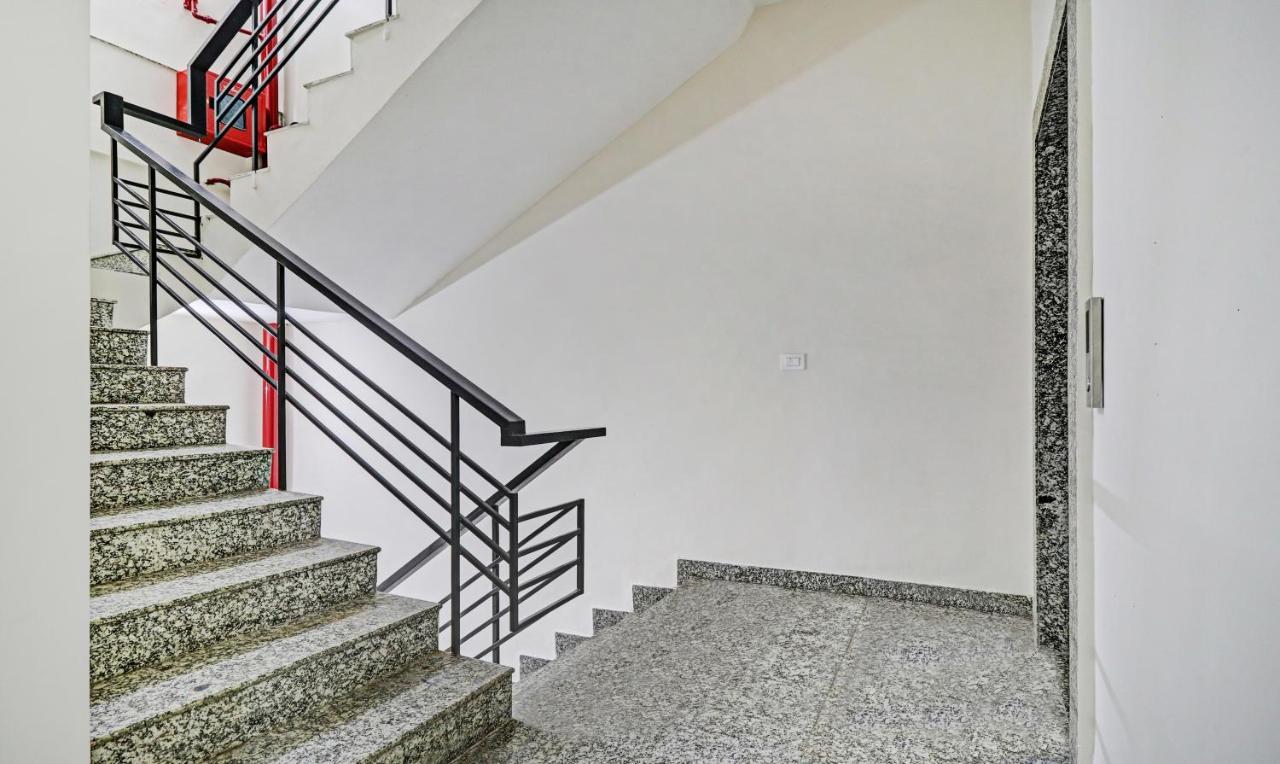 Treebo Kamron Regency Sector 80 Hotel Mohali Екстериор снимка
